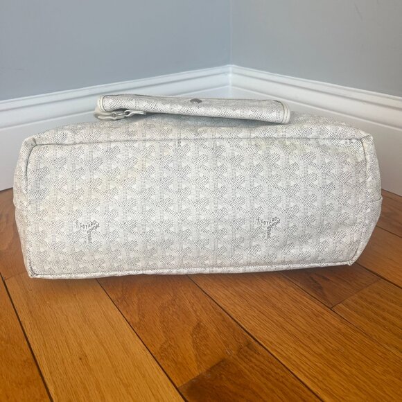 MINT Goyard Goyardine Saint Louis PM White Tote Bag Free Poshmark Authentication - Picture 3 of 14